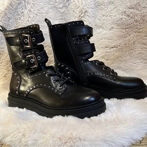 🎩🗝️ NWT (Sz: 5.5,) Chelsea & Violet Rhea Studded Leather (Fixed Pr…